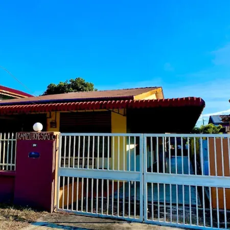Ramizu Homestay Pokok Sena Exterior photo