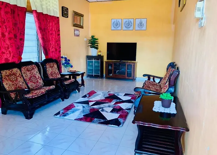 Ramizu Homestay Pokok Sena