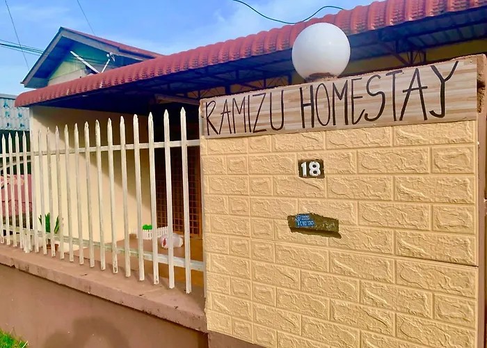 Ramizu Homestay Pokok Sena